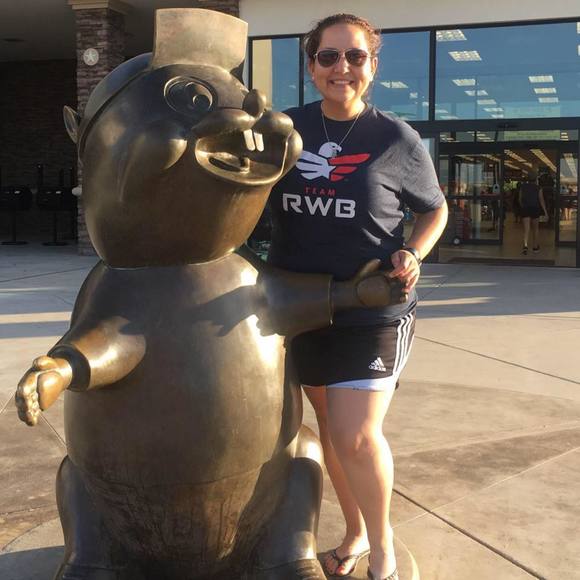 Meet your Posher, Gloria - Picture 1 of 1